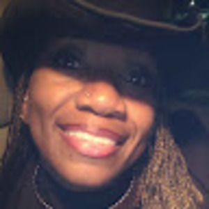 Meet your Posher, Carla